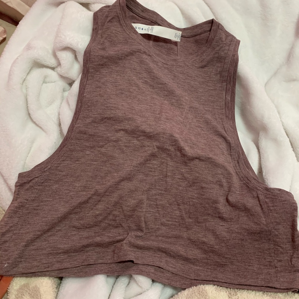 Lululemon crop tank